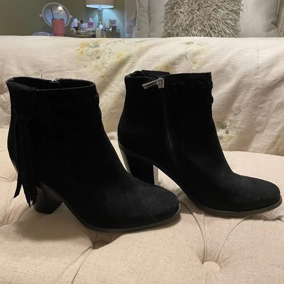 Black Suede Booies. - Picture 6 of 8